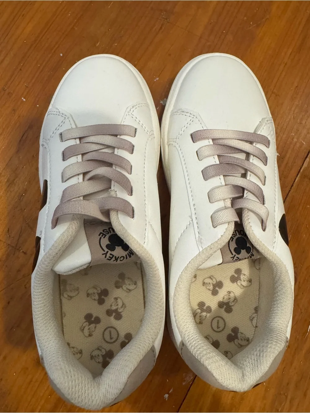 Disney White Sneakers with Mickey Mouse Graphic and Gray Laces